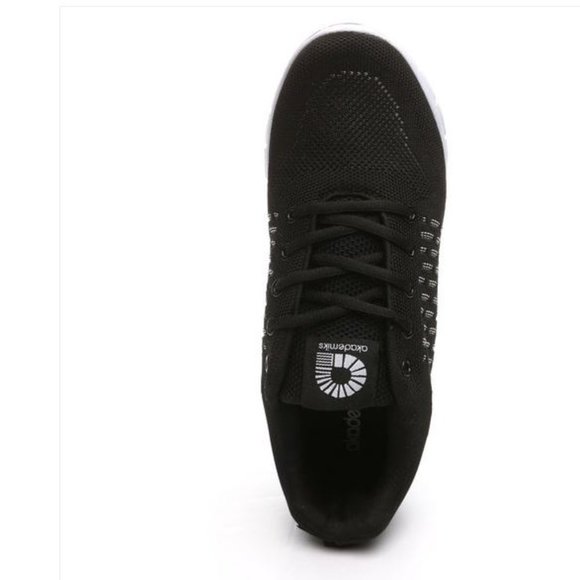 Akademiks Men's Knitted Jogger Sneaker Black White - Picture 2 of 3